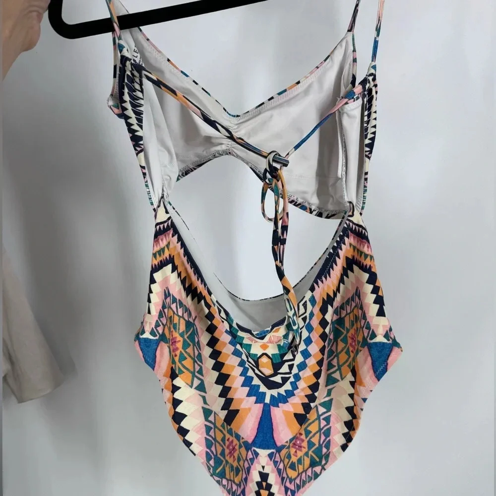 Athleta desert print high waisted cutout swim suit small petite